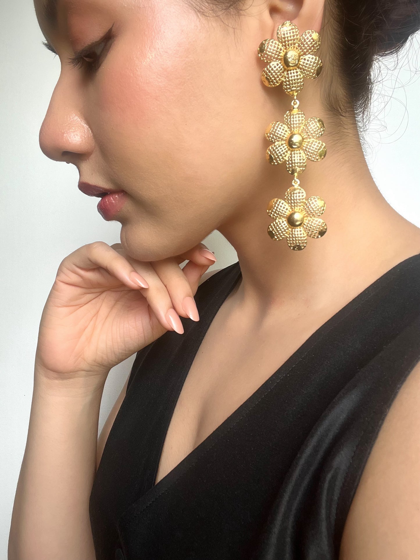 Golden Daisy Cascade Earrings