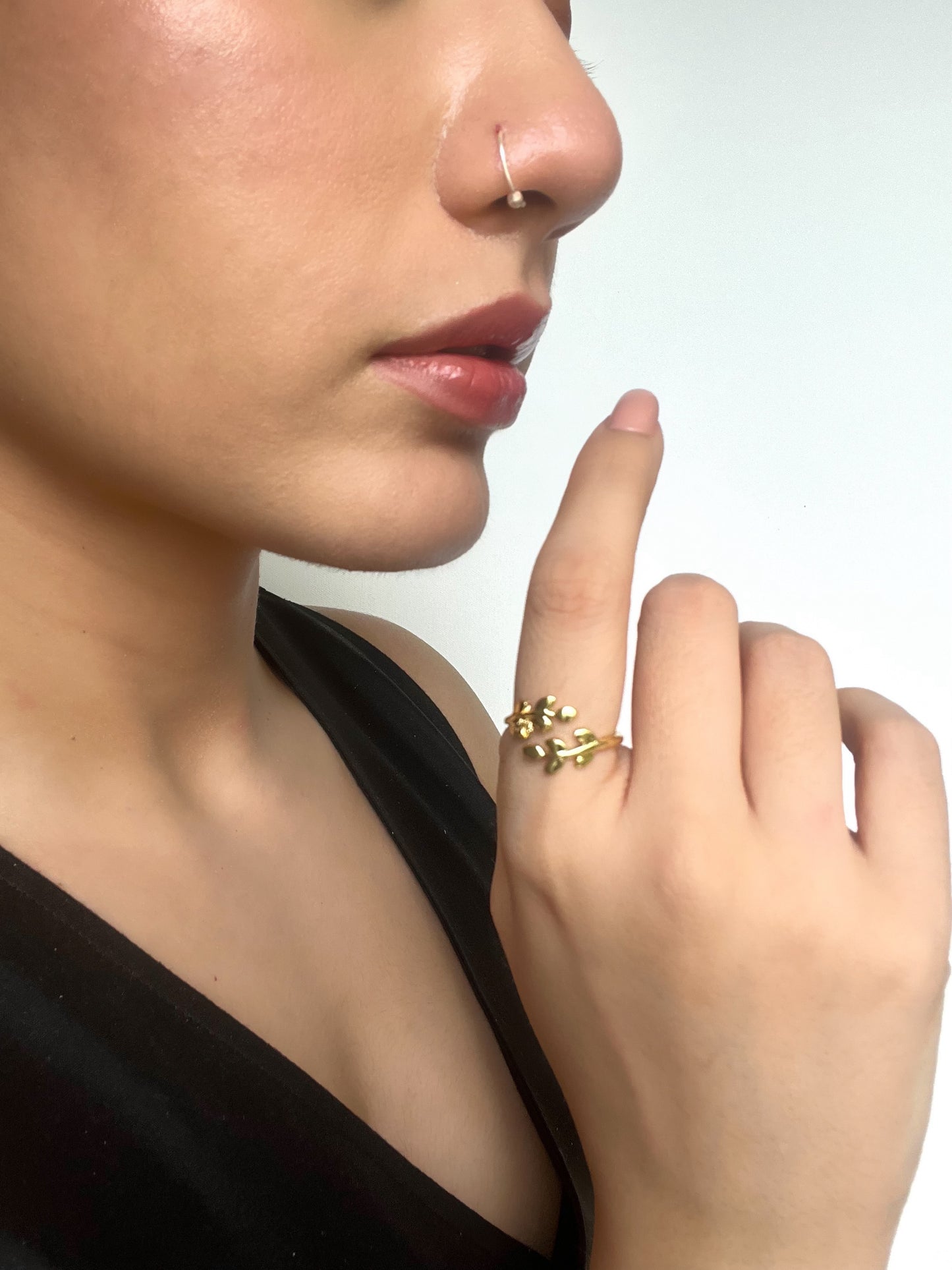 Dainty Tendril Ring