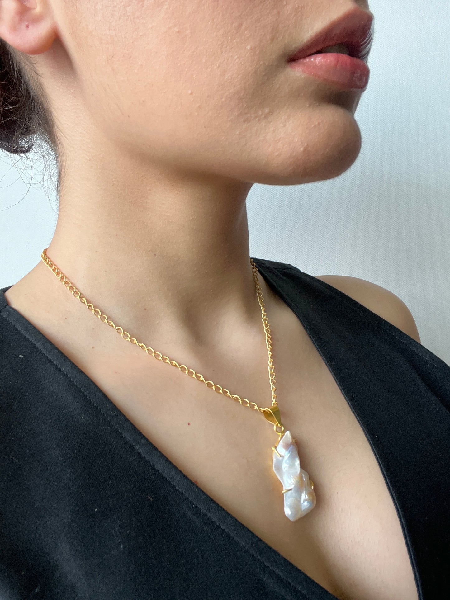 Elysian Pearl NecklaceElysian Pearl Necklace