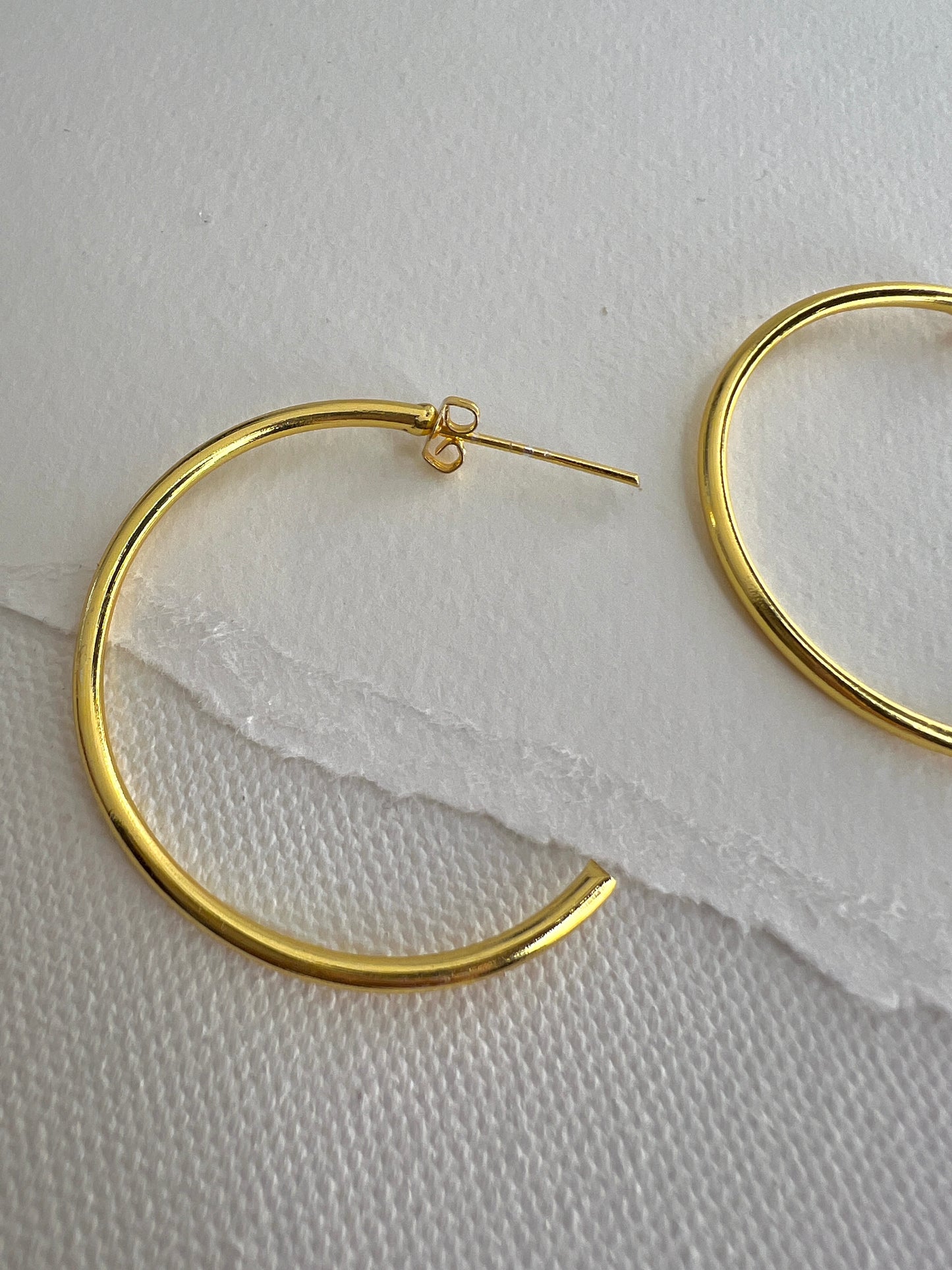 Golden Arc Hoops