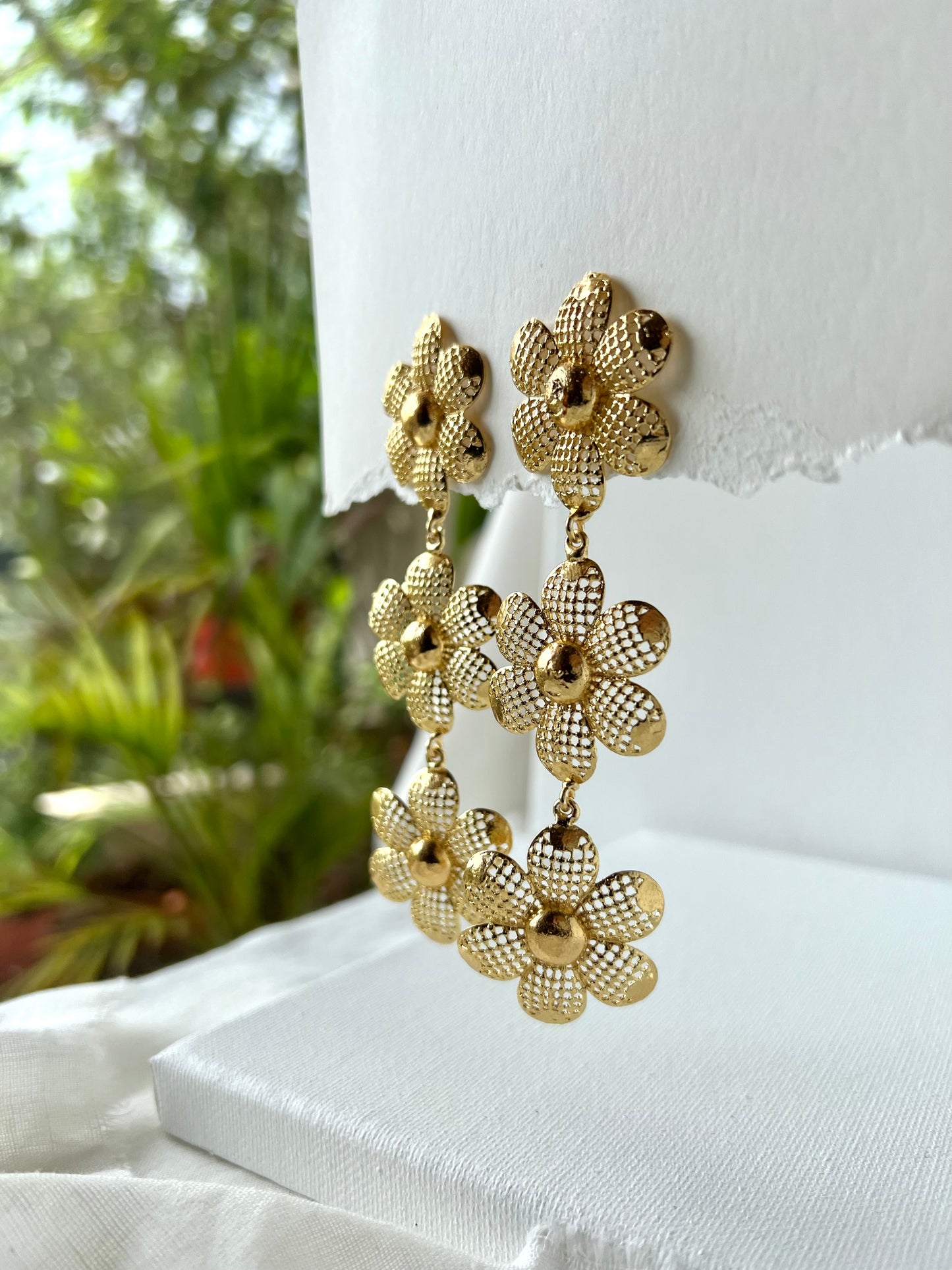 Golden Daisy Cascade Earrings