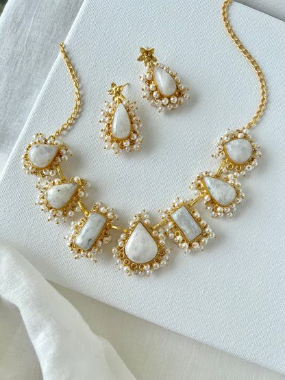 Hera Moonstone & Pearl Set