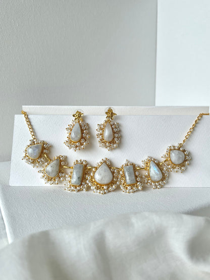 Hera Moonstone & Pearl Set