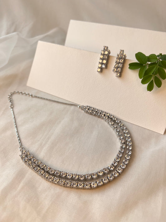 Modern Elegance Jewelry Set- Silver