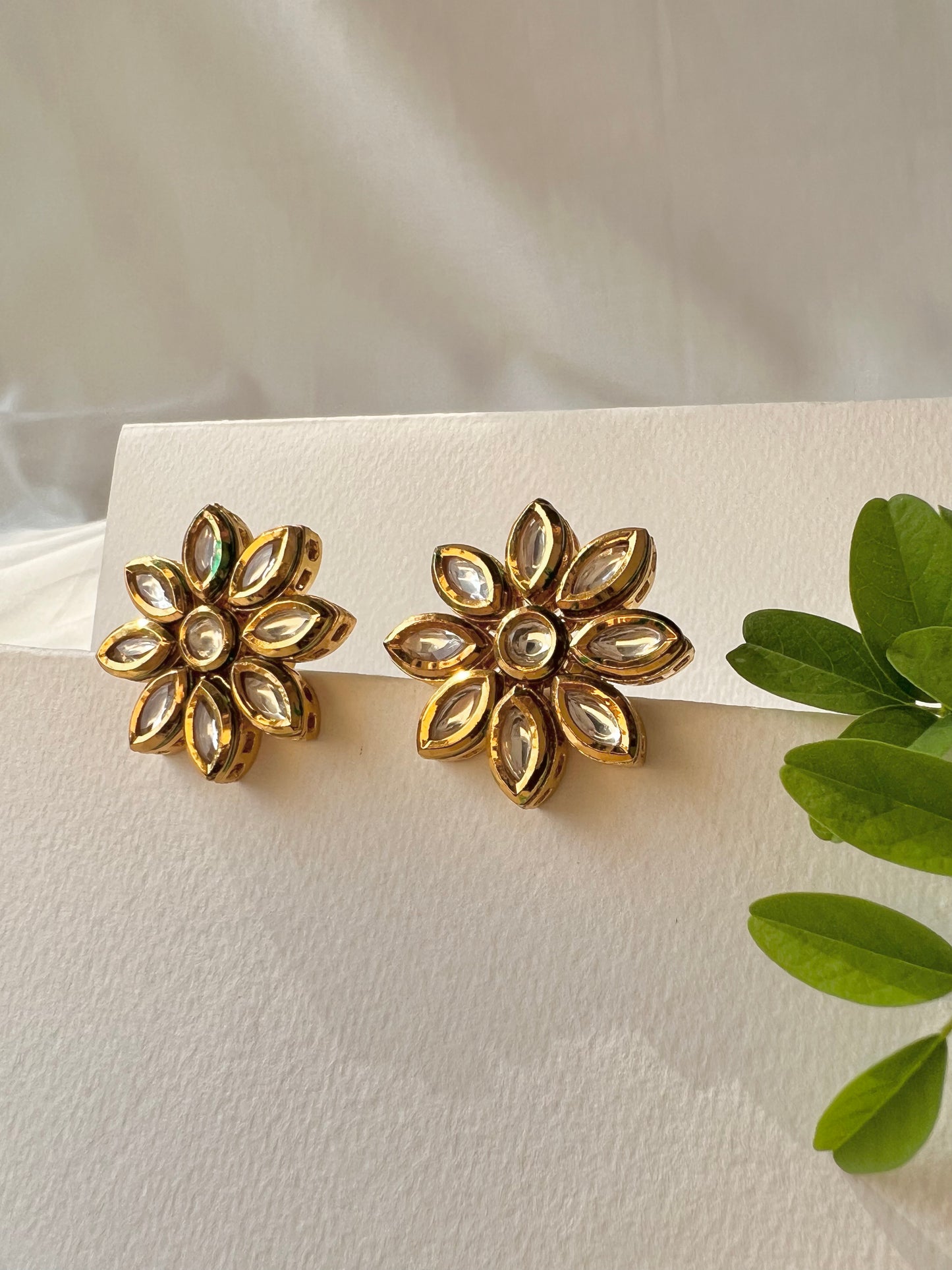 Star Anise Clear Earrings